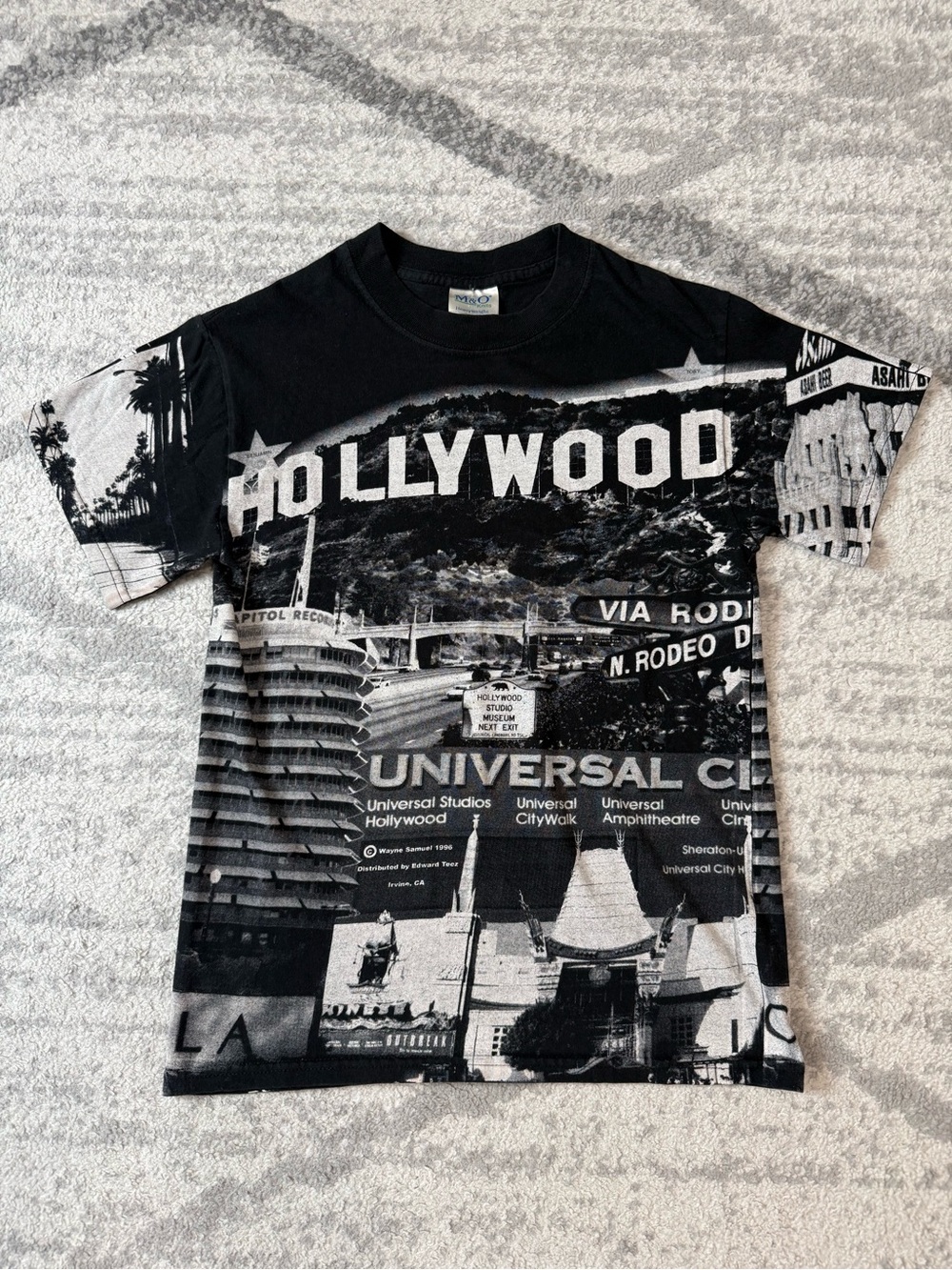 Vintage 90s Hollywood Universal City Graphic T-Shirt – Made in USA Size Small